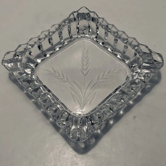 VTG HEISEY CRYSTAL SQUARE ASHTRAY RIDGELEIGH ETCHED WHEAT GLASS 1935-44 BRIDGE - Picture 5 of 8